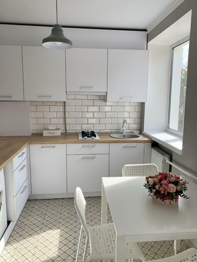 Sisters Apartment Ukr Chernihiv Luaran gambar